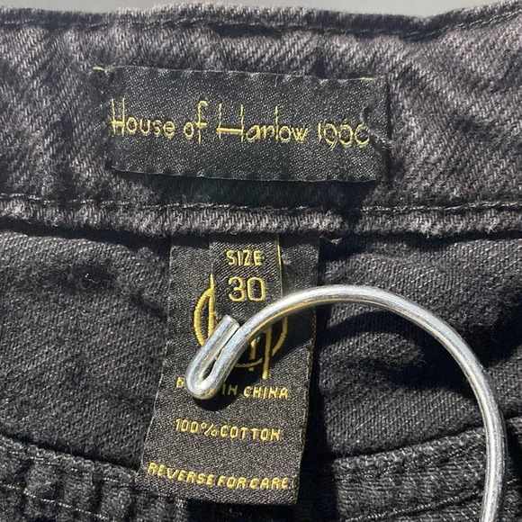 House of Harlow Black Denim Hidden Button Fly High Rise Cut Off Jean Shorts 30 - Picture 5 of 5